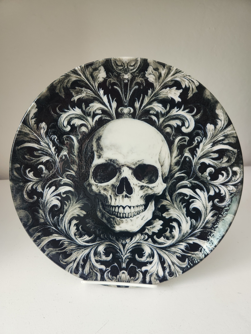 Skull Ornate Decorative Wall Plate - Black & White 10 In